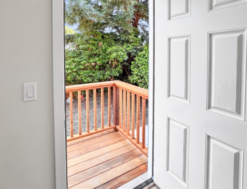 How to Create a Covered Porch That Works with California’s Climate